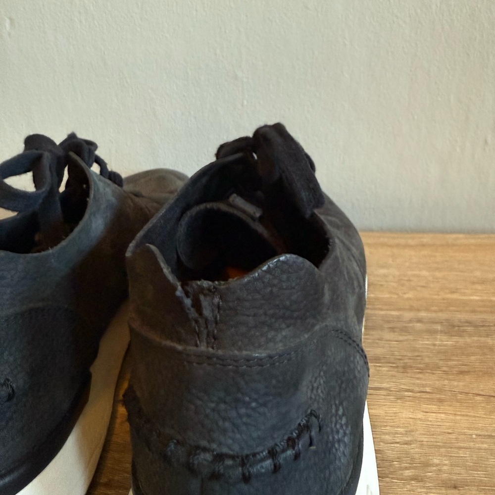 UGG Adaleen Women’s Suede Sneakers - 10 - Picture 8 of 10